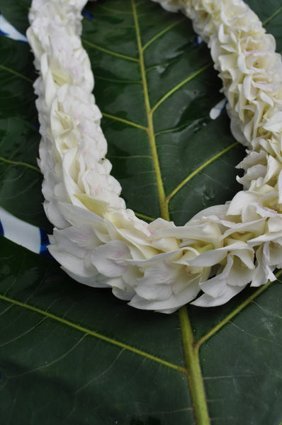 Fancy White Pikky Lei